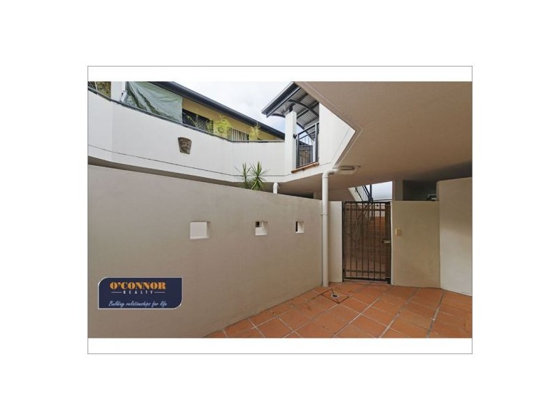 3/5 Heidelberg St., East Brisbane QLD 4169