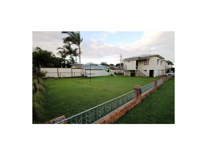 242 Nudgee Rd, Hendra QLD 4011