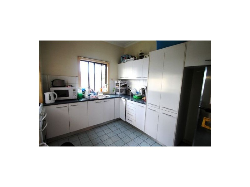 242 Nudgee Rd, Hendra QLD 4011