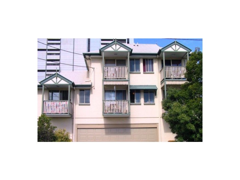 .12/27 Princess Street, Kangaroo Point QLD 4169