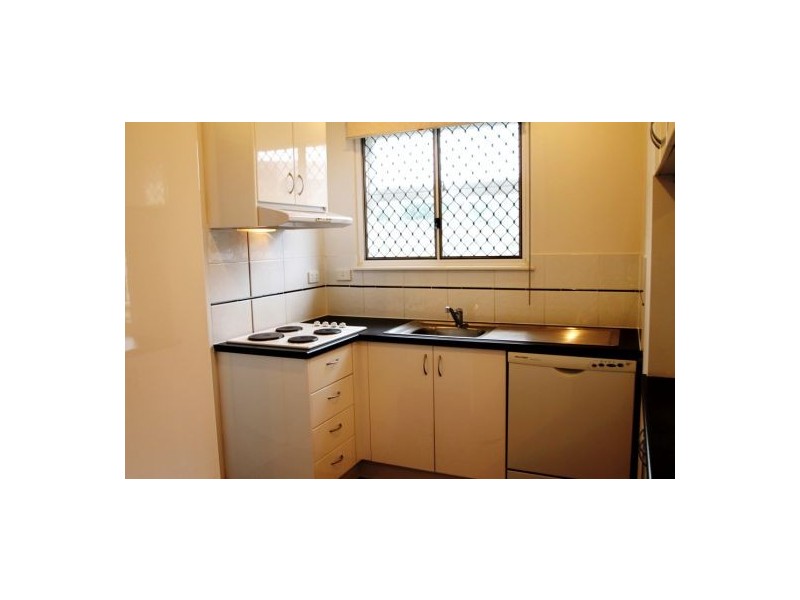 2/2 Carl Street, Buranda QLD 4102