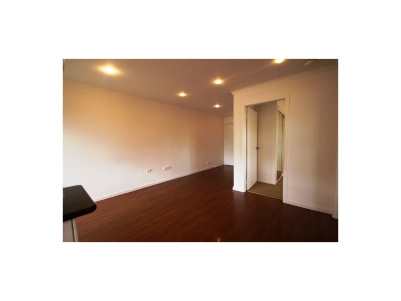 2/2 Carl Street, Buranda QLD 4102