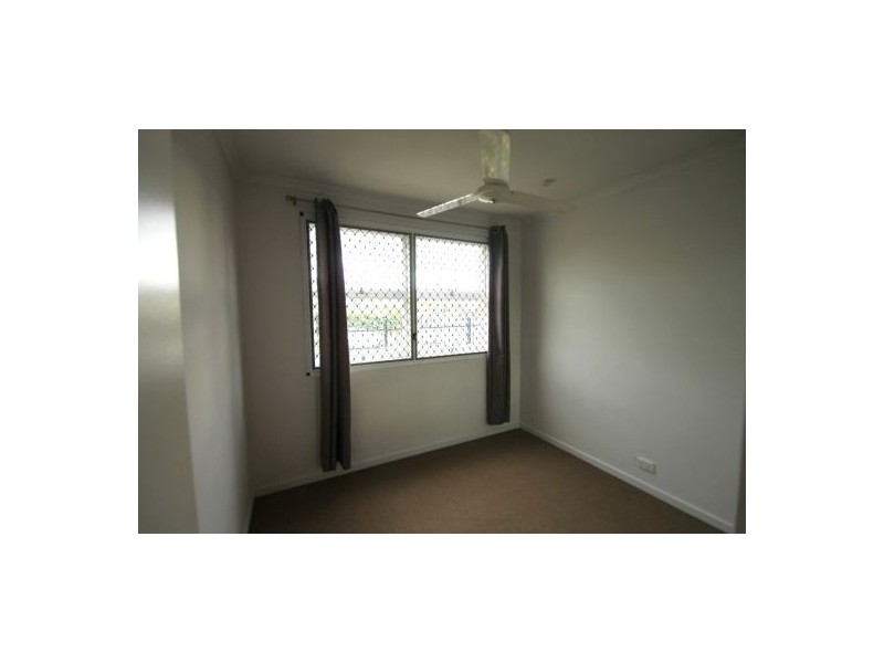 2/2 Carl Street, Buranda QLD 4102