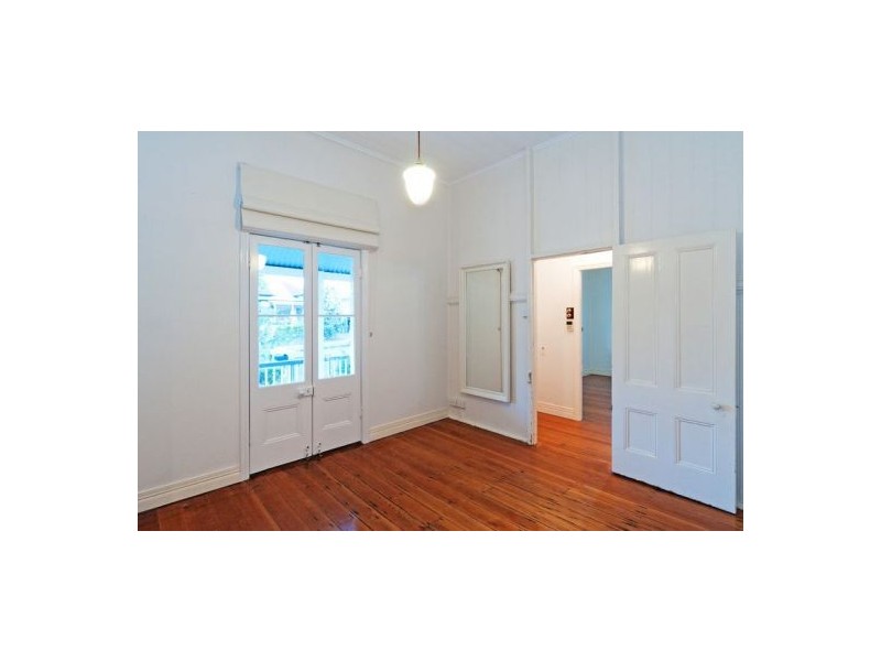 .54 Linton Street, Kangaroo Point QLD 4169