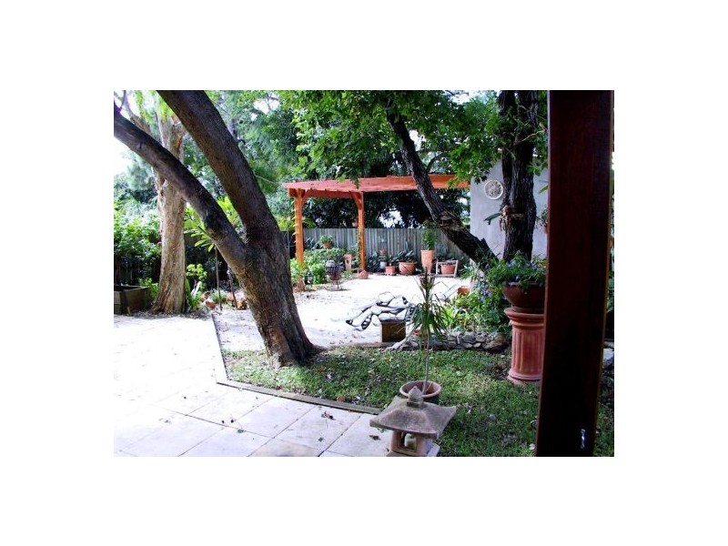 East Brisbane QLD 4169