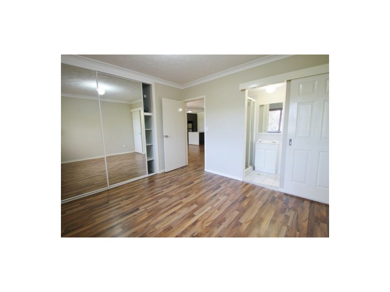 2/70 Jellico Street, Coorparoo QLD 4151