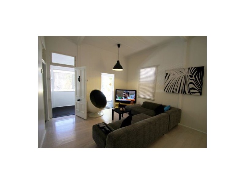 04 Latrobe Street, East Brisbane QLD 4169