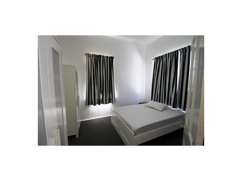 04 Latrobe Street, East Brisbane QLD 4169