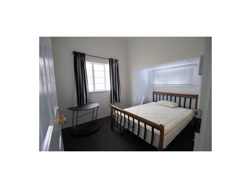 04 Latrobe Street, East Brisbane QLD 4169