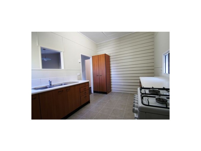 30 Fisher Street, East Brisbane QLD 4169