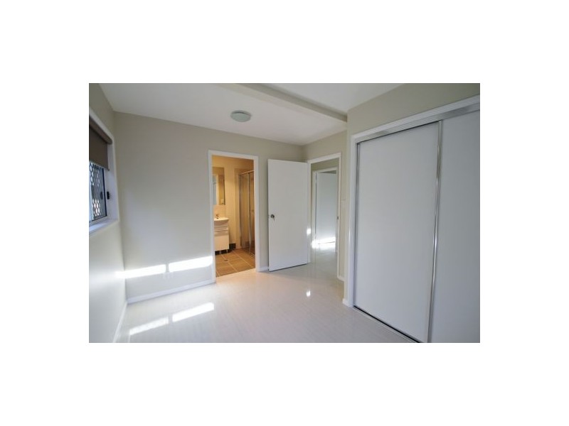 30 Fisher Street, East Brisbane QLD 4169