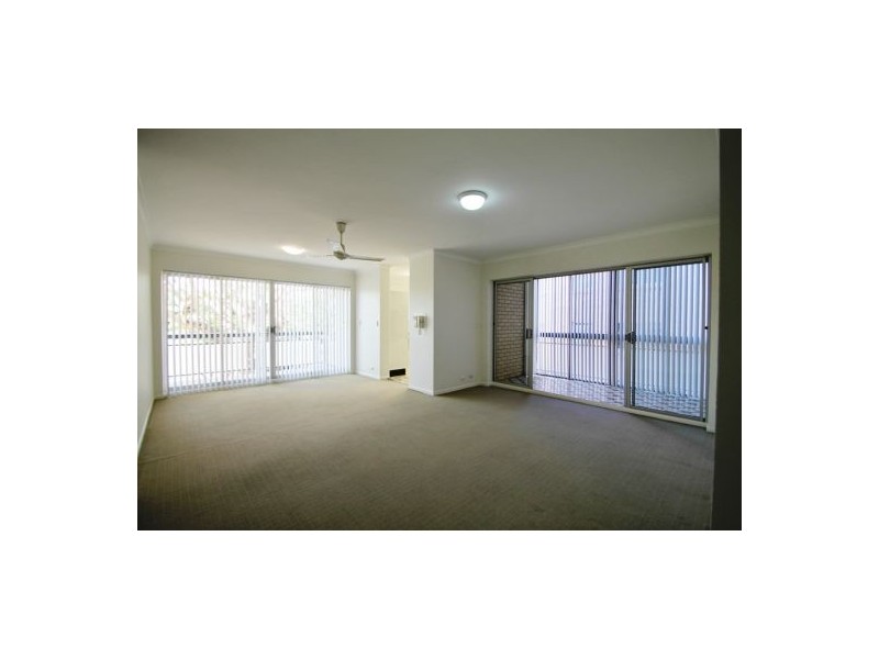 1.1 Lomond Tce, East Brisbane QLD 4169