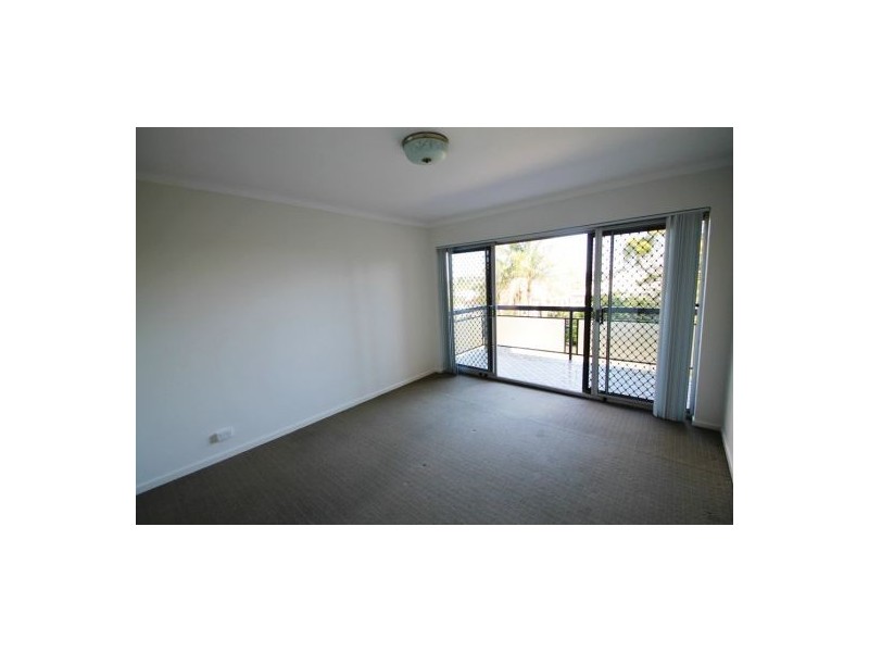 1.1 Lomond Tce, East Brisbane QLD 4169