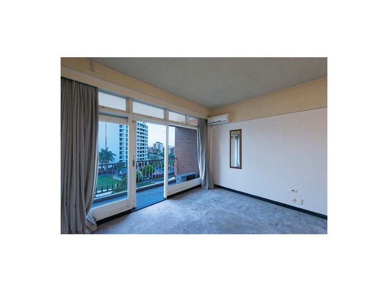 403.355 Main Street, Kangaroo Point QLD 4169