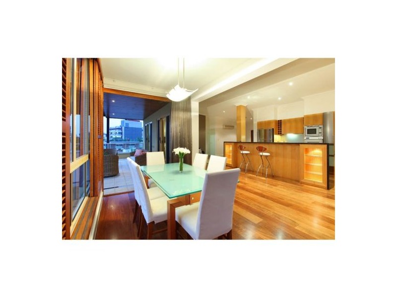 8/118 River Terrace, Kangaroo Point QLD 4169