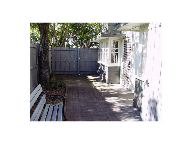 East Brisbane QLD 4169