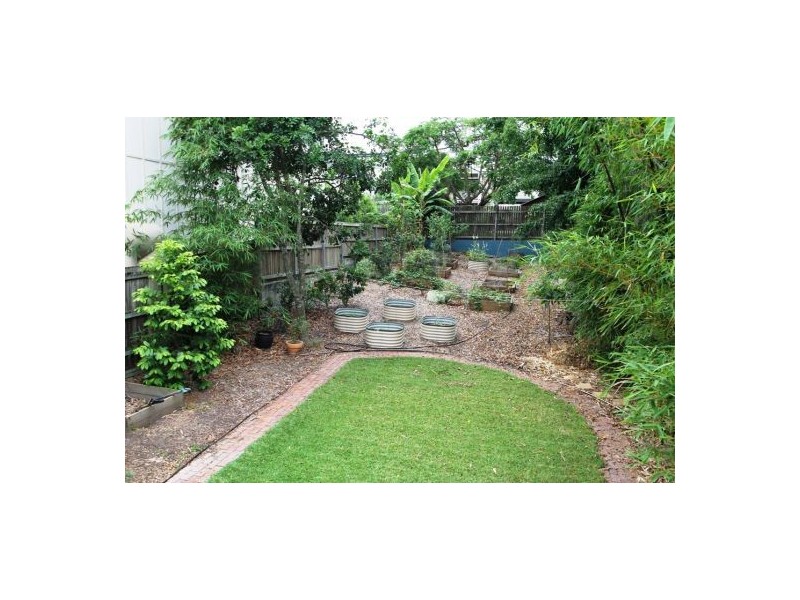 East Brisbane QLD 4169