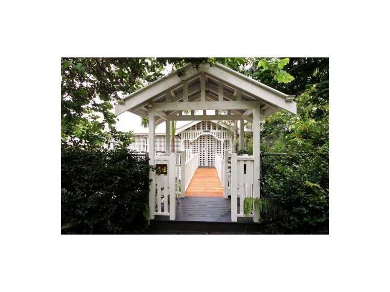 East Brisbane QLD 4169