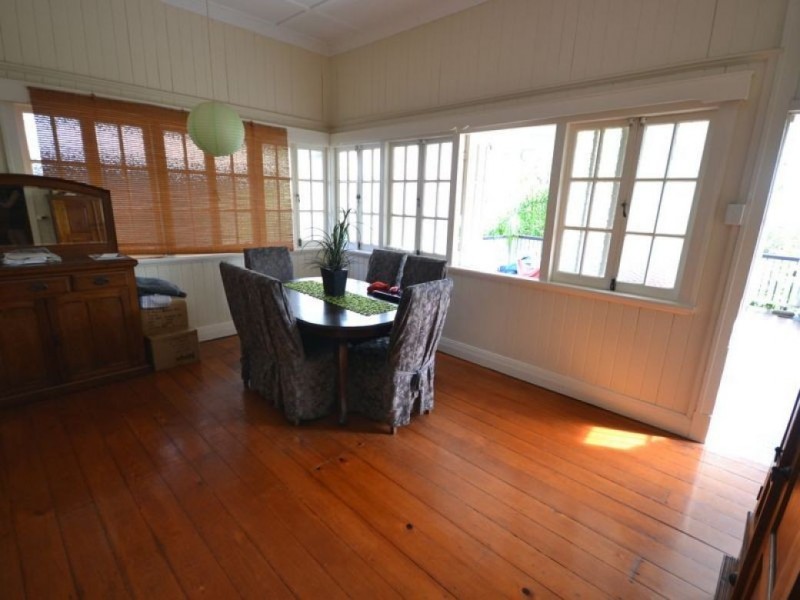 42 Heath Street, East Brisbane QLD 4169