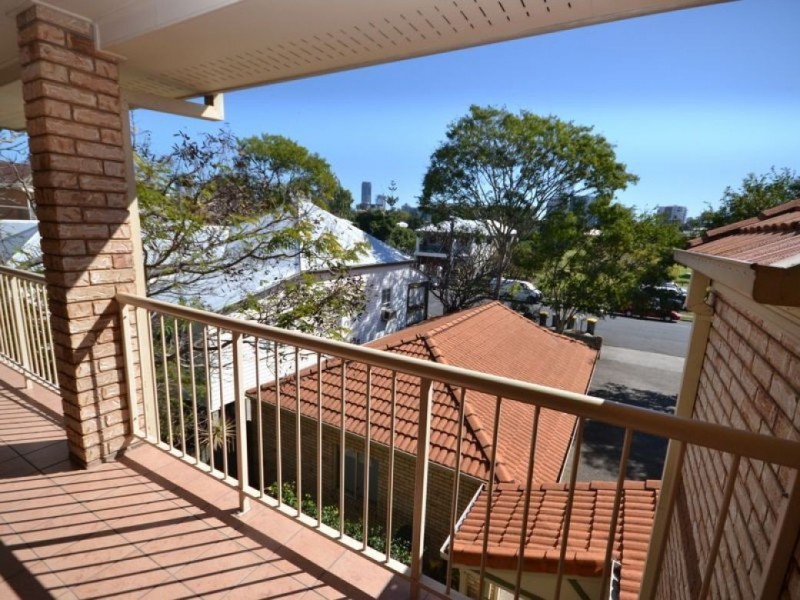 6/123 Baines Street, Kangaroo Point QLD 4169