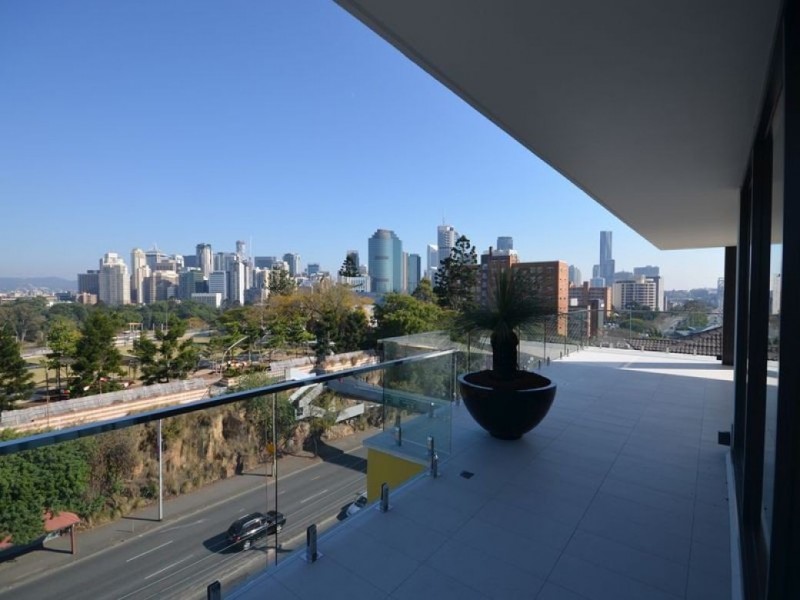 17/450 Main Street, Kangaroo Point QLD 4169