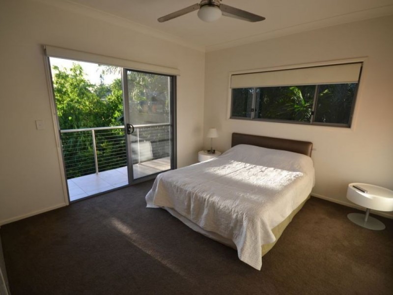 10 Latrobe Street, East Brisbane QLD 4169