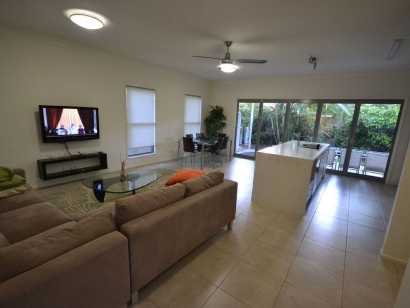 10 Latrobe Street, East Brisbane QLD 4169