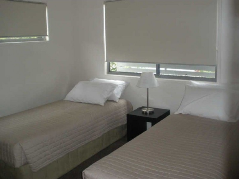 10 Latrobe Street, East Brisbane QLD 4169