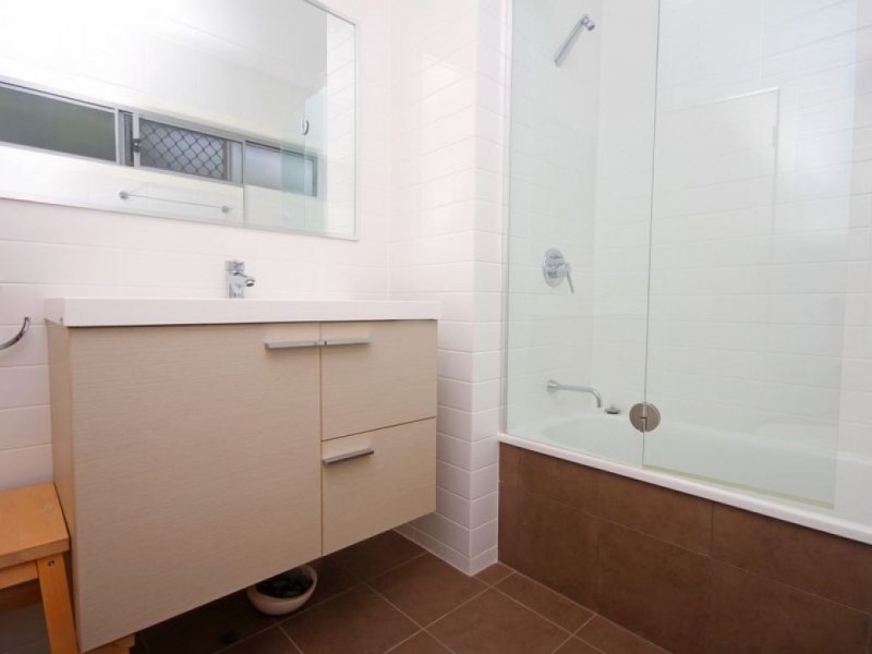 104 Birdwood Road, Carina Heights QLD 4152