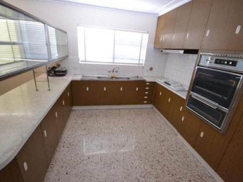 15 Carl Street, Woolloongabba QLD 4102