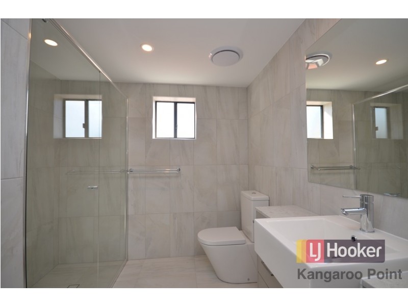 8/64  Tenby Street, Mount Gravatt QLD 4122