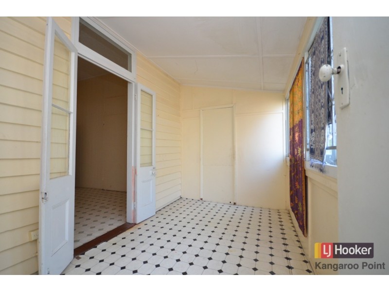 34 Carl Street, Woolloongabba QLD 4102