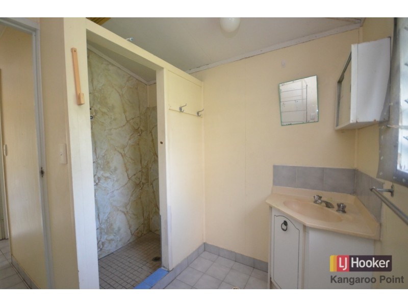 34 Carl Street, Woolloongabba QLD 4102