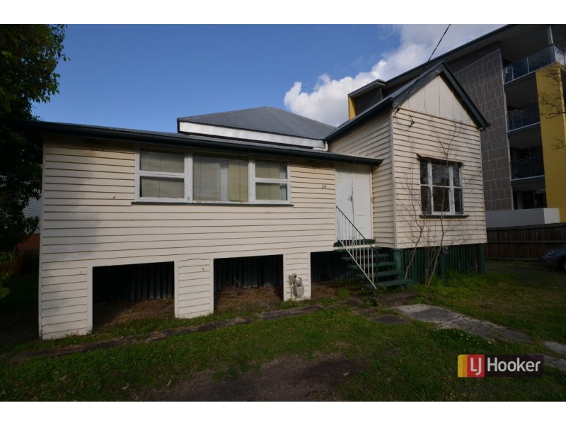 34 Carl Street, Woolloongabba QLD 4102