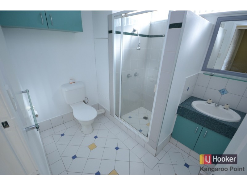 18/3 Heath Street, East Brisbane QLD 4169