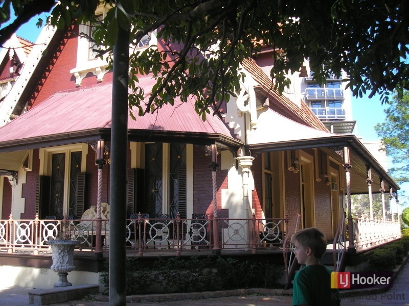 906/188 Shafston Avenue, Kangaroo Point QLD 4169