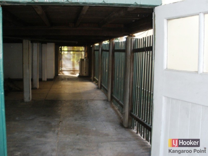 31 Latrobe Street, East Brisbane QLD 4169