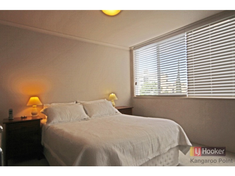 16/57 Lambert Street, Kangaroo Point QLD 4169