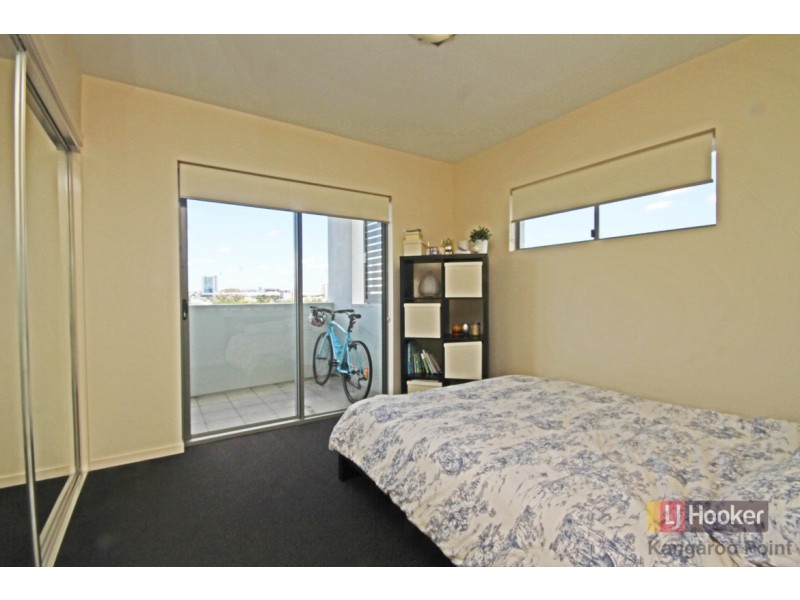 11/215 Wellington Road, East Brisbane QLD 4169