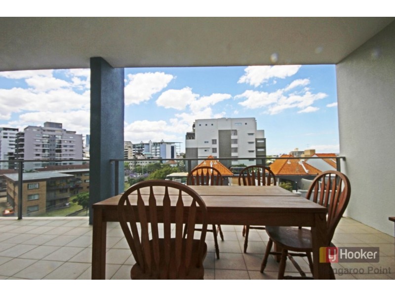 11/215 Wellington Road, East Brisbane QLD 4169