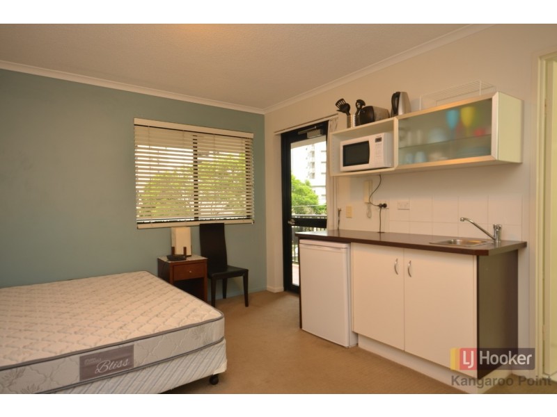 4/75 Thorn Street, Kangaroo Point QLD 4169