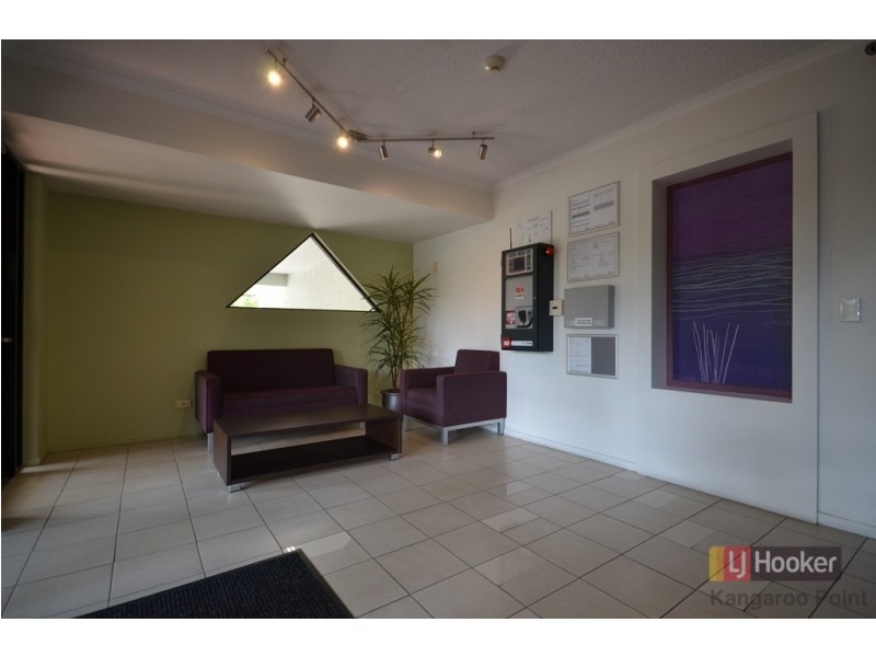 4/75 Thorn Street, Kangaroo Point QLD 4169