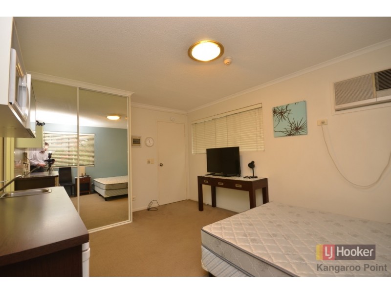 4/75 Thorn Street, Kangaroo Point QLD 4169