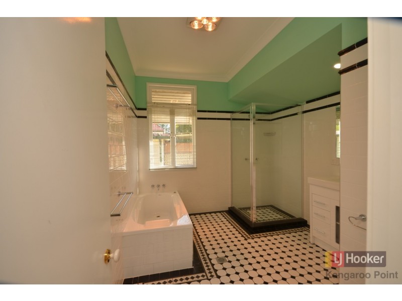 22 Geelong Street, East Brisbane QLD 4169