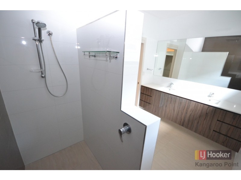 19 Stafford Street, East Brisbane QLD 4169