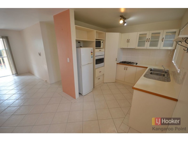 4/9 Lomond Trce, East Brisbane QLD 4169