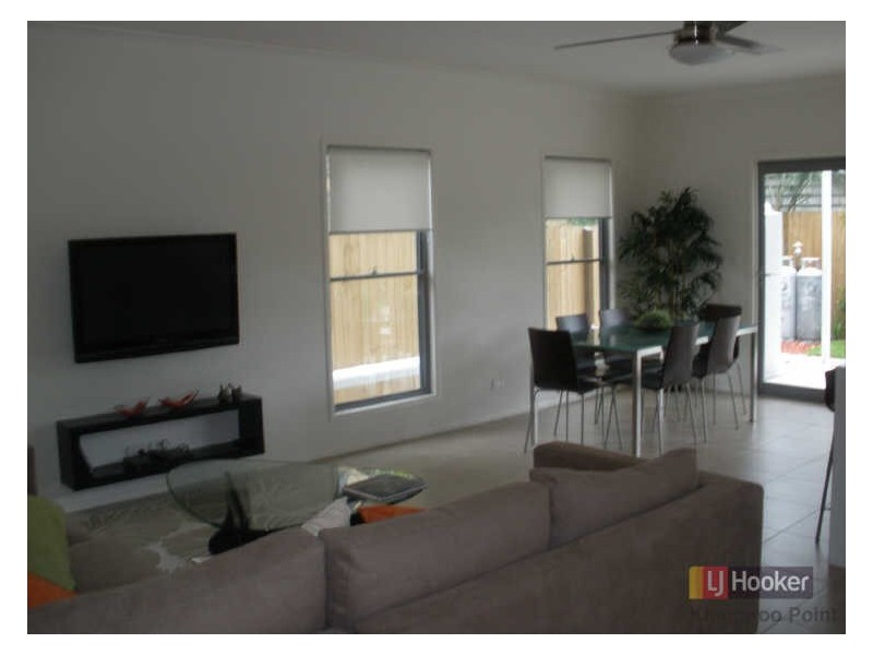 10 Latrobe Street, East Brisbane QLD 4169