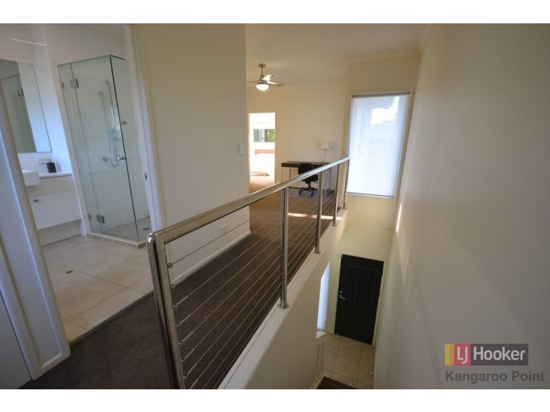 10 Latrobe Street, East Brisbane QLD 4169