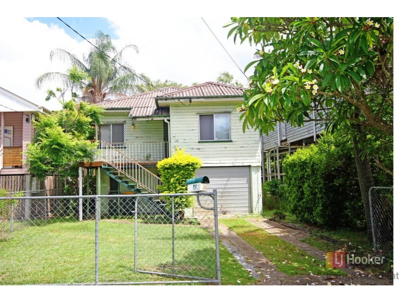 36 Lancelot Street, Tennyson QLD 4105