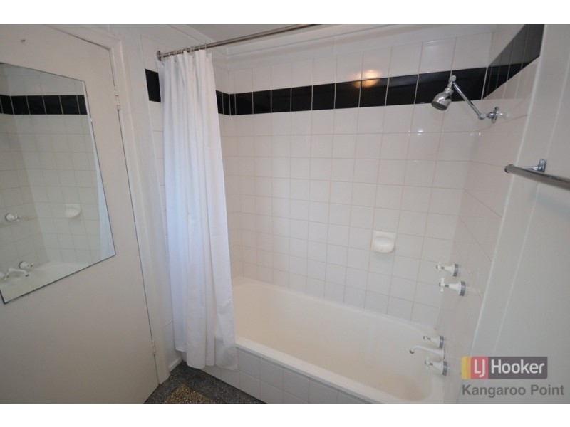 2/19 Beeston Street, Newstead QLD 4006